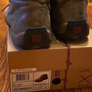 Women’s Twisted x Moccasin